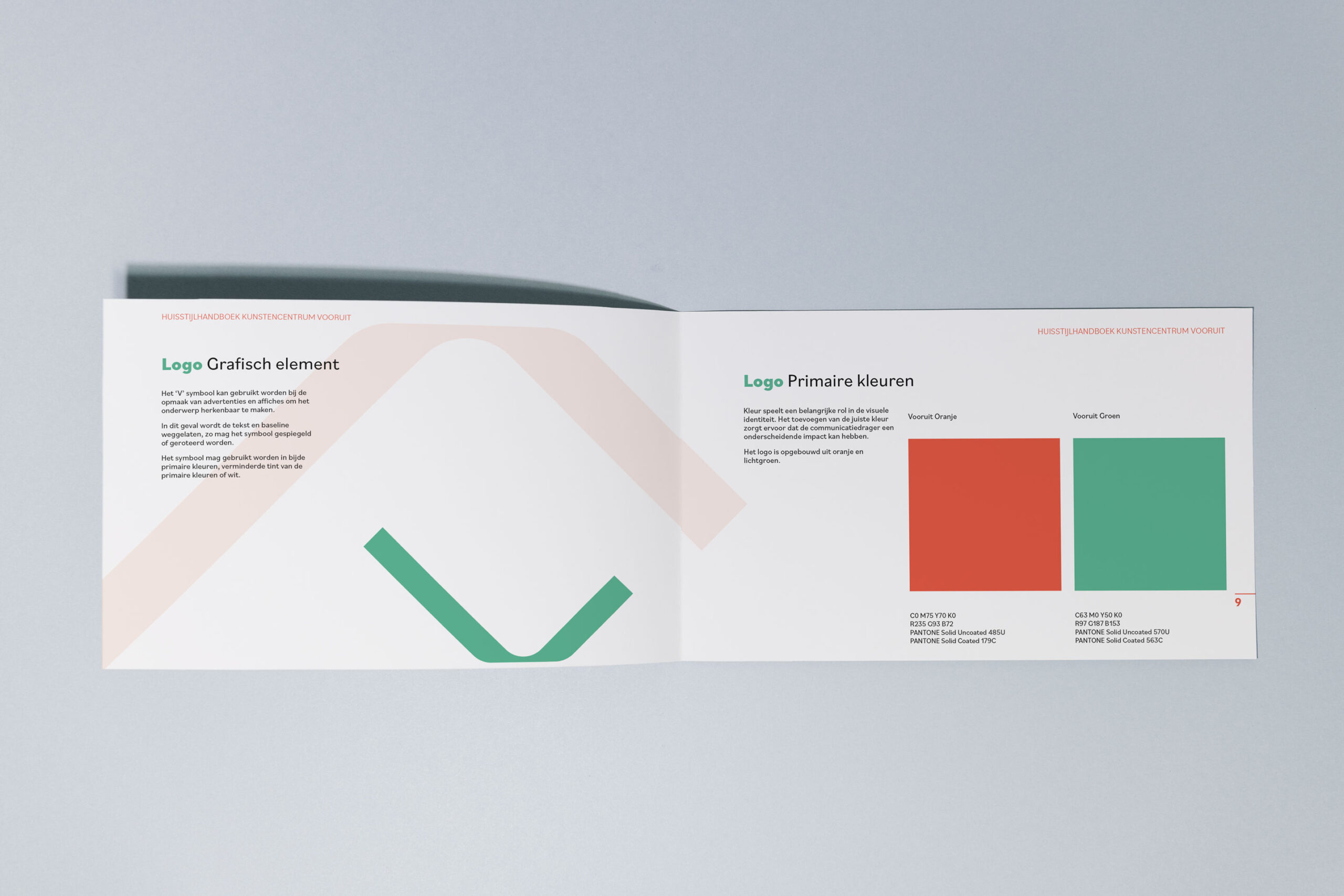 Foldable card or brochure mockup